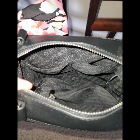 NWOT Steve Madden Handbag with Decorative Ribbon - Picture 10 of 11